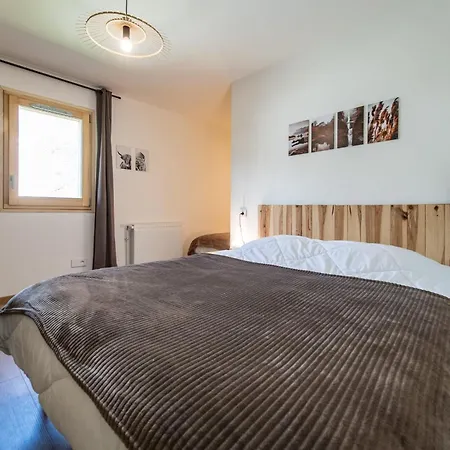 Renovated With Terrace For 14 People *