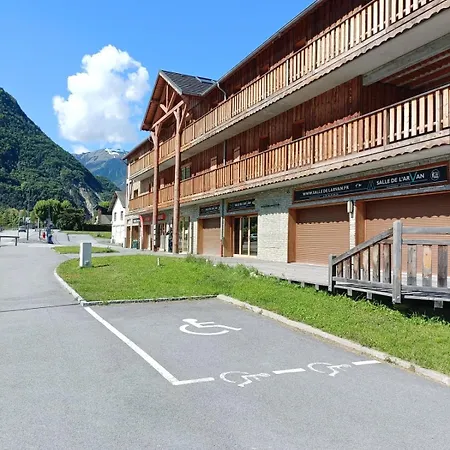 Renovated With Terrace For 14 People * Saint-Jean-de-Maurienne
