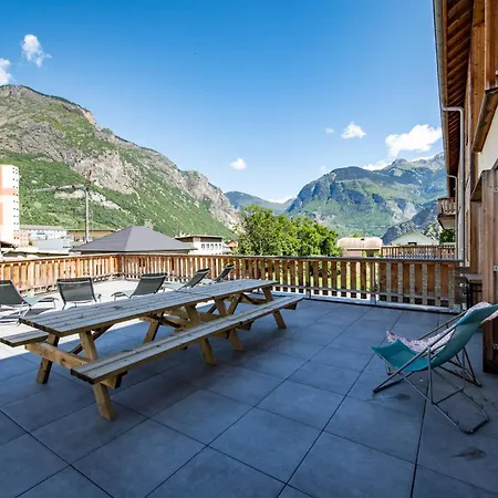 Renovated With Terrace For 14 People *